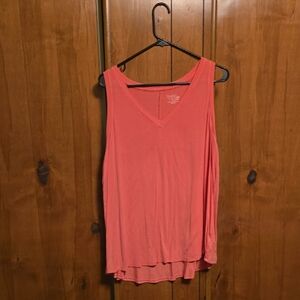 Time and Tru Coral V-Neck Tank Top